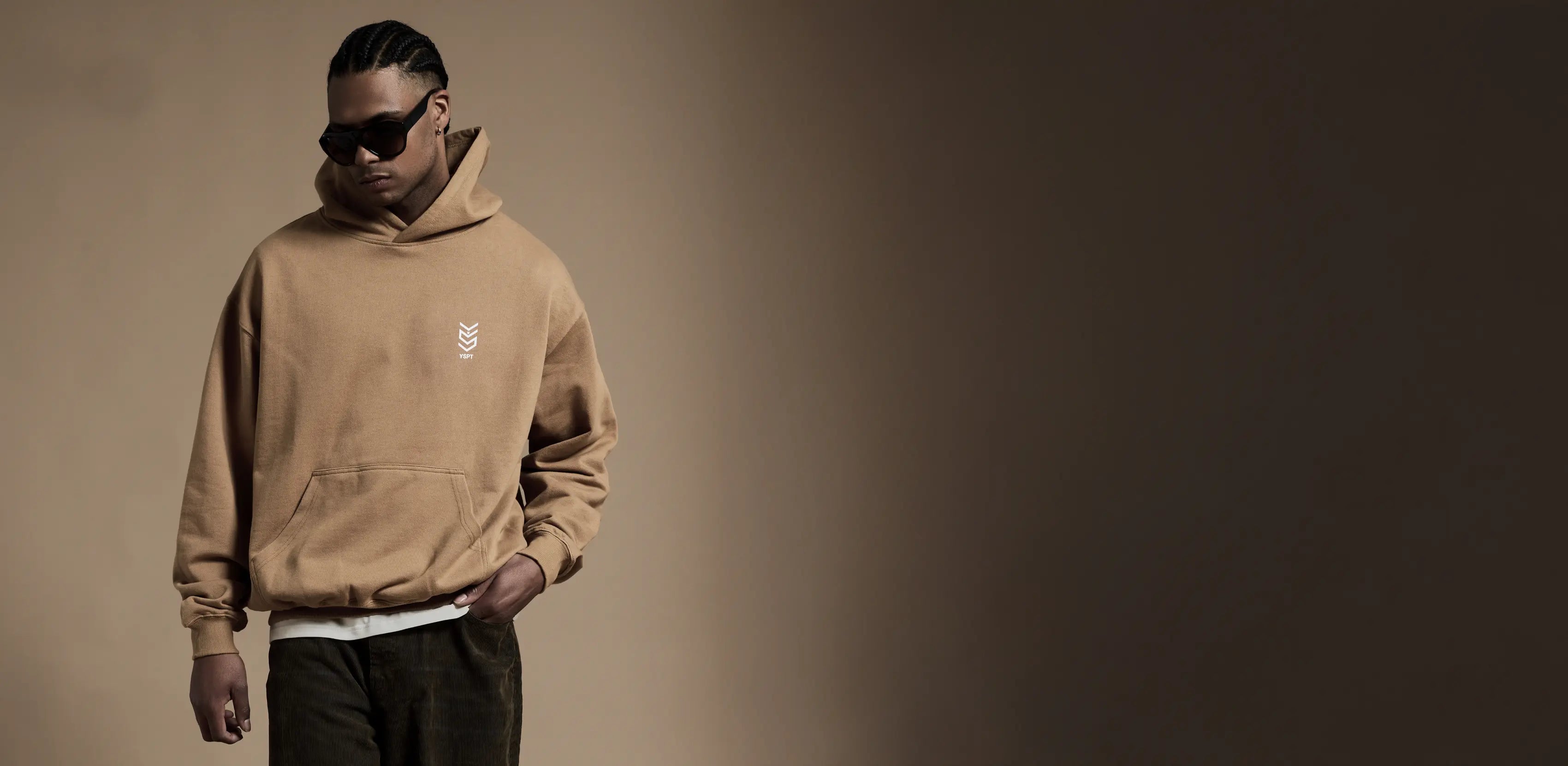 YSPT Studio - Hoodie Trendfarben 2025